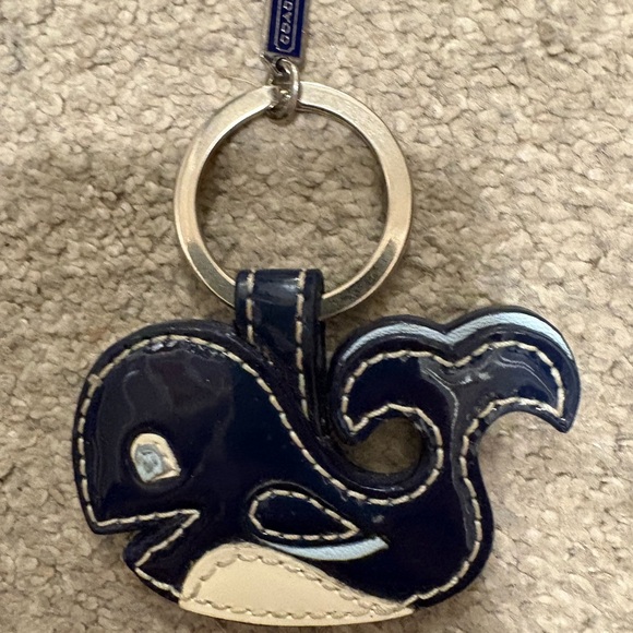 Coach Whale Vintage Leather Keychain - Picture 4 of 7